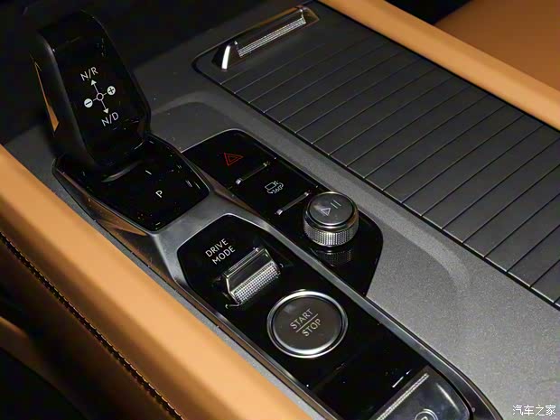 领克 领克09新能源 2024款 EM-P 基本型 六座 领克 领克09新能源 2024款 EM-P 基本型 六座