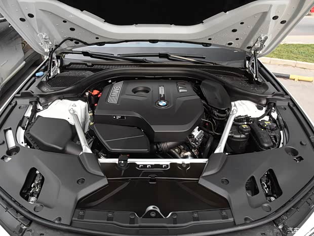 華晨寶馬 寶馬5系 2019款 530Li xDrive M運(yùn)動(dòng)套裝