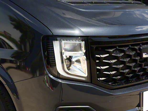 江鈴汽車(chē) 江鈴福順 2022款 2.0T柴油多功能乘用車(chē)中軸中高頂6-7座JX4D20A6H