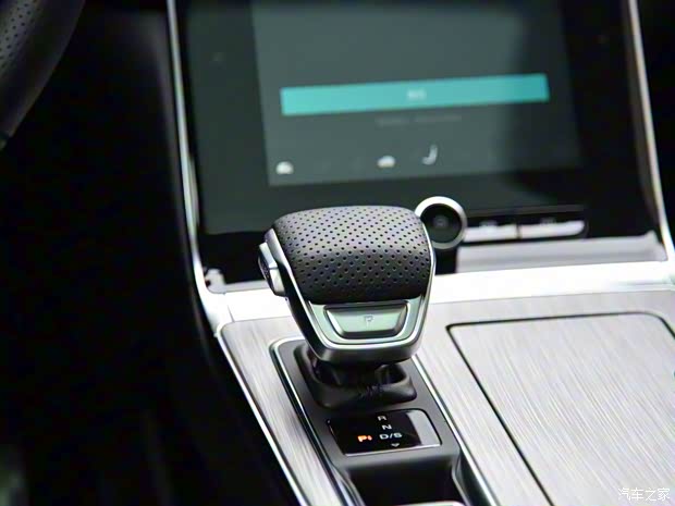 上汽集團(tuán) 榮威RX5 2021款 PLUS 基本型