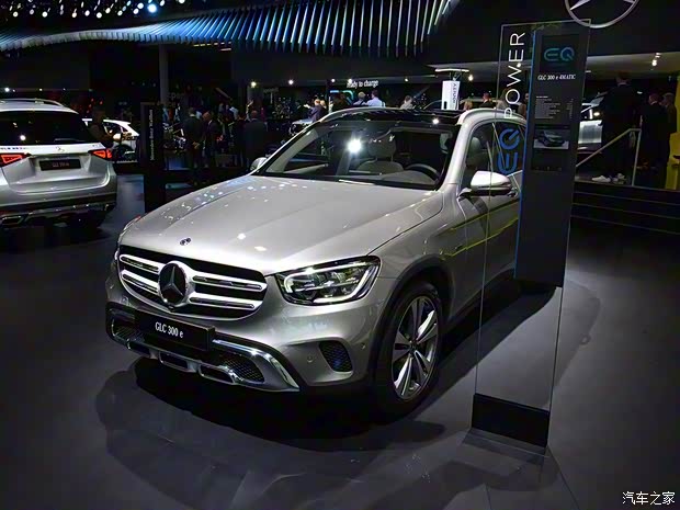 奔驰(进口) 奔驰GLC新能源(进口) 2020款 GLC 300e 奔驰(进口) 奔驰GLC新能源(进口) 2020款 GLC 300e