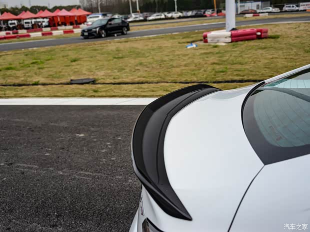 凱迪拉克(進(jìn)口) 凱迪拉克CT5(海外) 2021款 CT5-V Blackwing