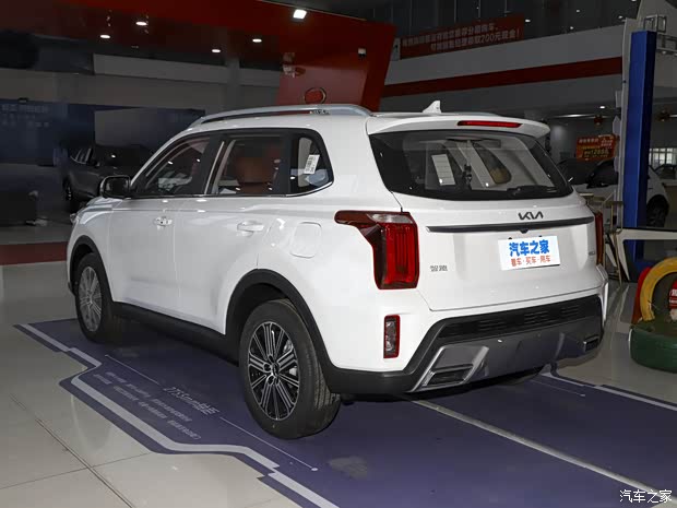 悦达起亚 智跑 2023款 2.0L 基本型