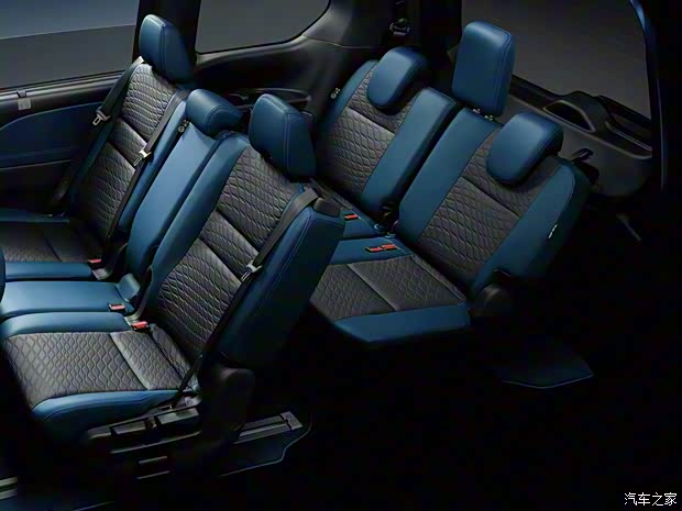 日产(进口) Serena 2019款 基本型