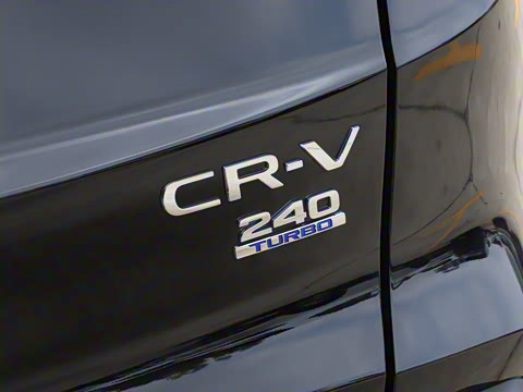 2024款 240TURBO 四驱尊耀版 5座 2024款 240TURBO 四驱尊耀版 5座