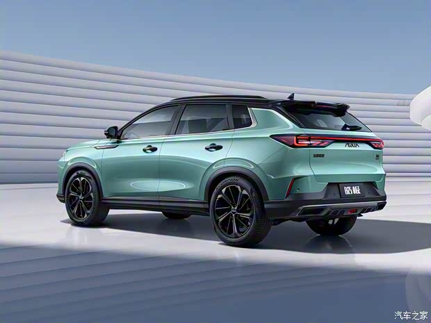 东风乘用车 皓极 2022款 1.5T MHD 500T 马赫双擎版 东风乘用车 皓极 2022款 1.5T MHD 500T 马赫双擎版