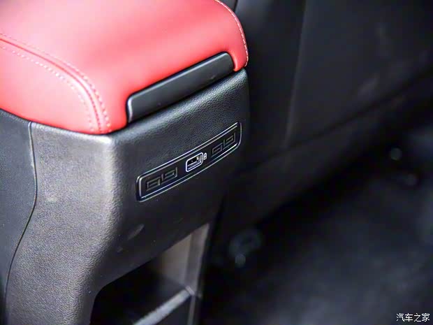 吉利汽车 缤越 2019款 运动款 260T DCT Battle