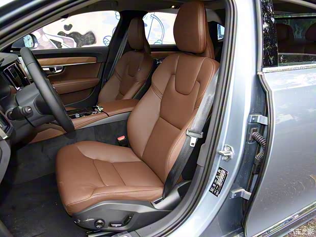 沃爾沃亞太 沃爾沃S90新能源 2019款 T8 E驅(qū)混動 智雅版 國VI