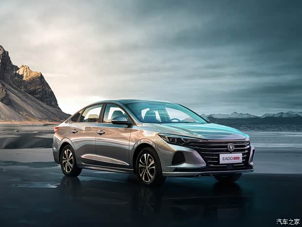 长安汽车 逸动 2022款 PLUS 基本型 长安汽车 逸动 2022款 PLUS 基本型