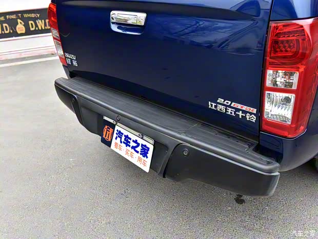 江西五十鈴 鈴?fù)?2022款 汽油四驅(qū)基本型