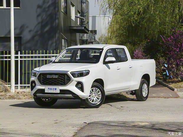 北京汽车制造厂 卡路里 2023款 2.0L 长轴 奋斗版 北京汽车制造厂 卡路里 2023款 2.0L 长轴 奋斗版