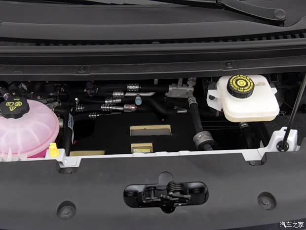 比亚迪 海豚 2021款 405km 时尚版