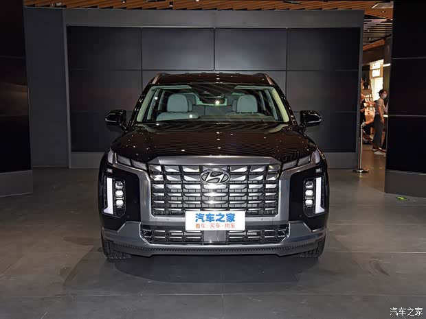 现代(进口) 帕里斯帝 2023款 3.5L 自动四驱Calligraphy 现代(进口) 帕里斯帝 2023款 3.5L 自动四驱Calligraphy
