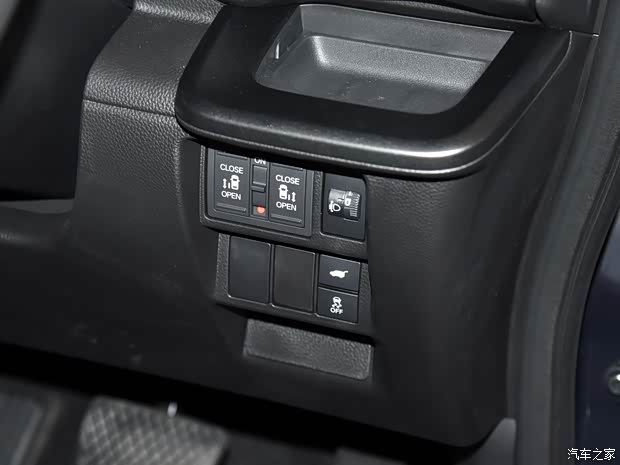 本田(進(jìn)口) STEP WGN 2022款 e:HEV Spada 日本版