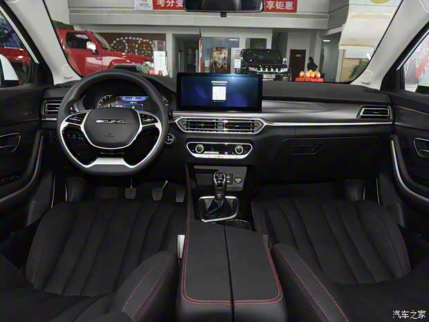 北京汽车 智道U7 2019款 1.5T 手动精英版 国VI