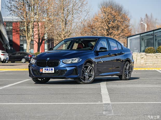 華晨寶馬 寶馬1系 2021款 125i M運(yùn)動曜夜版