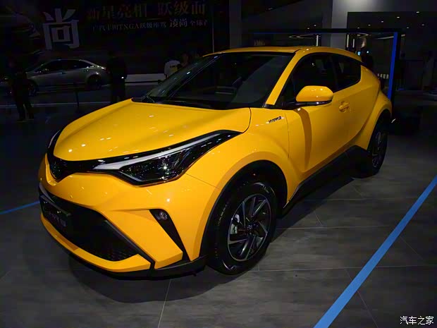 广汽丰田 丰田C-HR 2021款 双擎 基本型