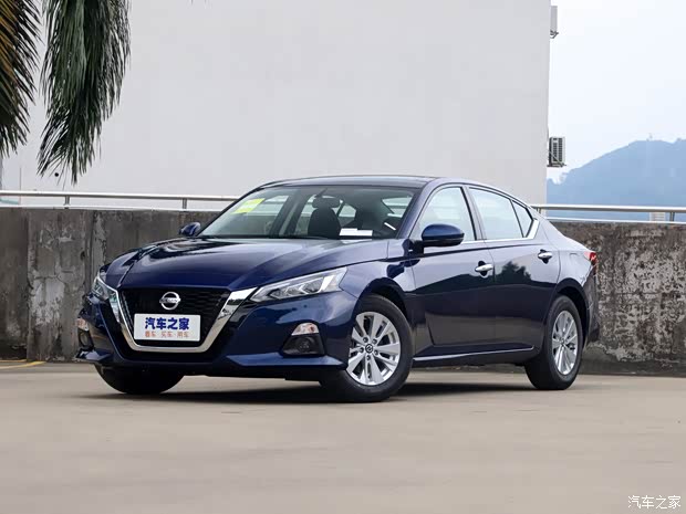 東風(fēng)日產(chǎn) 天籟 2021款 2.0L XE 時尚版