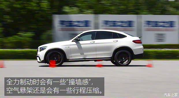 梅赛德斯-AMG 奔驰GLC AMG 2018款 AMG GLC 63 S 4MATIC+ 轿跑SUV 梅赛德斯-AMG 奔驰GLC AMG 2018款 AMG GLC 63 S 4MATIC+ 轿跑SUV