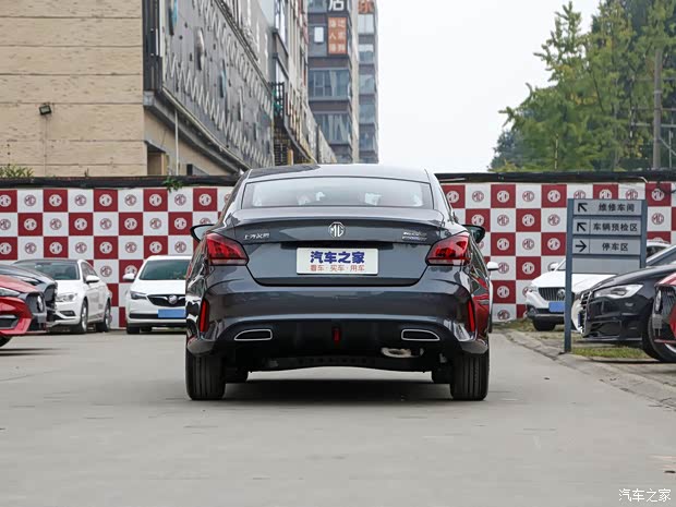 上汽集团 名爵5 2021款 180DVVT CVT青春旗舰版