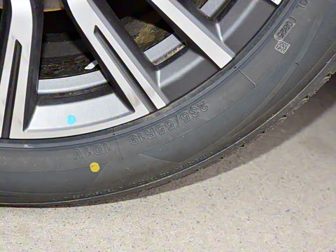 2025款 冠军版 1.5T DCT冠军MAX 7座 2025款 冠军版 1.5T DCT冠军MAX 7座