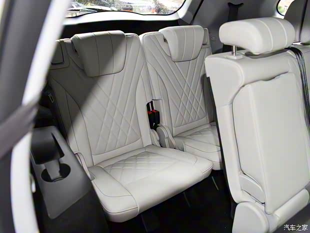 奇瑞汽車 瑞虎8 PRO新能源 2023款 冠軍版 1.5T 100km 王者版 奇瑞汽車 瑞虎8 PRO新能源 2023款 冠軍版 1.5T 100km 王者版