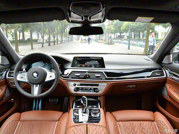 寶馬(進(jìn)口) 寶馬7系 2019款 改款 750Li xDrive V8 M運(yùn)動(dòng)套裝