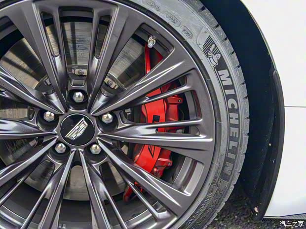 凱迪拉克(進(jìn)口) 凱迪拉克CT5(海外) 2021款 CT5-V Blackwing