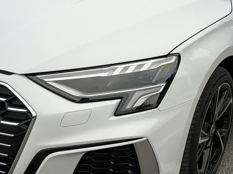 2023款 改款 Sportback 35 TFSI 时尚运动型 2023款 改款 Sportback 35 TFSI 时尚运动型