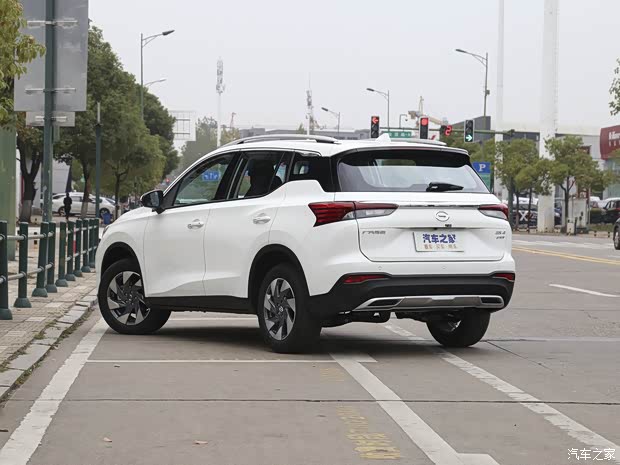 广汽乘用车 传祺GS4 2020款 270T 自动精英科技版