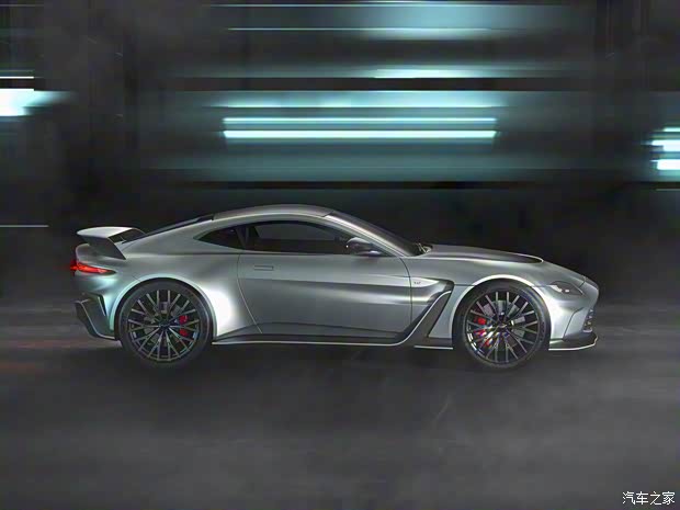 阿斯顿·马丁 V12 Vantage 2022款 基本型