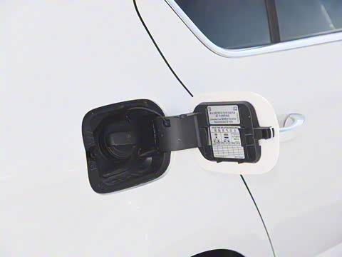 2019款 1.5L 自动豪华版 2019款 1.5L 自动豪华版