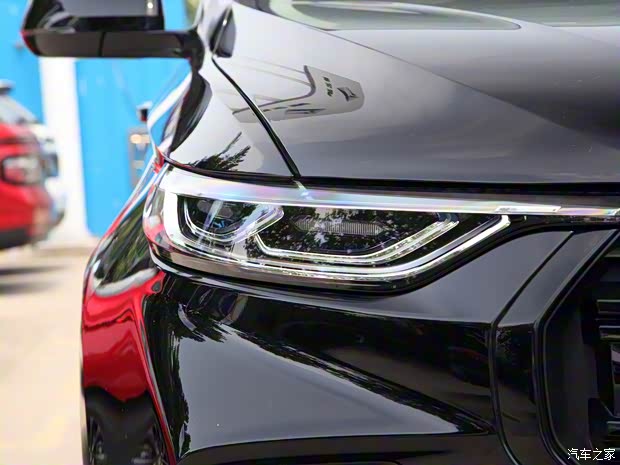 上汽通用五菱 新寶駿RS-7 2020款 基本型