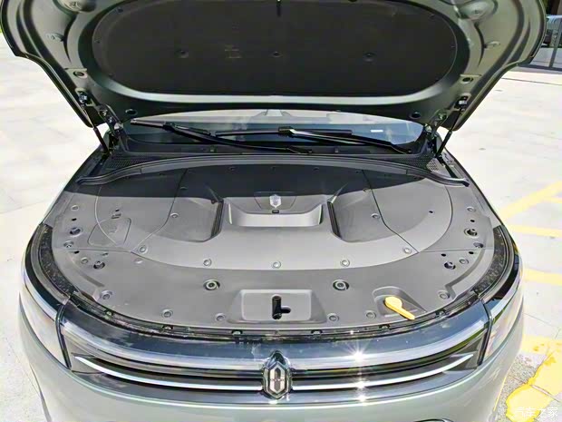 赛力斯汽车 问界M7 2024款 1.5T 四驱Plus版 5座 赛力斯汽车 问界M7 2024款 1.5T 四驱Plus版 5座