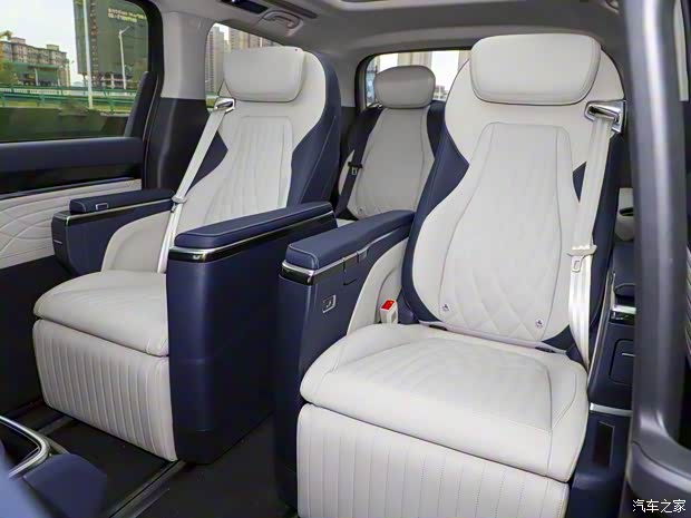 上汽大通 上汽大通MAXUS MIFA 9 2022款 锦绣高山 上汽大通 上汽大通MAXUS MIFA 9 2022款 锦绣高山