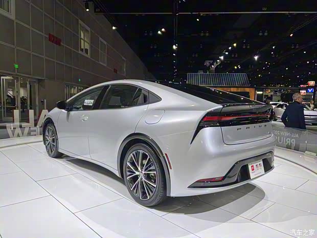 豐田(進口) 普銳斯(海外) 2023款 Hybrid 美國版