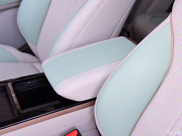 星途 星途追風(fēng) 2022款 1.5T CVT女神版