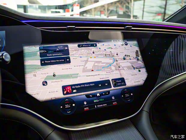 梅賽德斯-EQ 奔馳EQE(海外) 2022款 500 4MATIC AMG Line