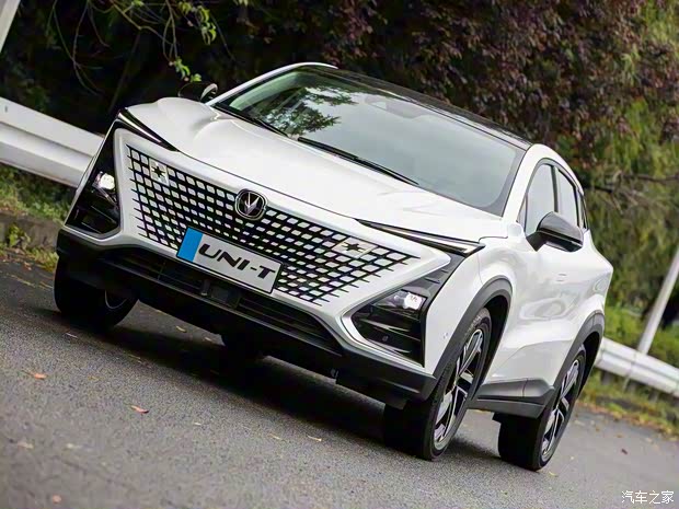 長安汽車 長安UNI-T 2020款 1.5T 時尚版