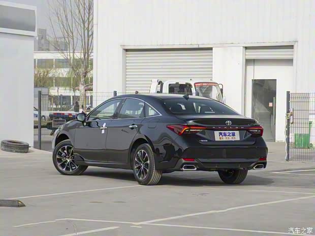 一汽丰田 亚洲龙 2022款 2.0L 豪华版