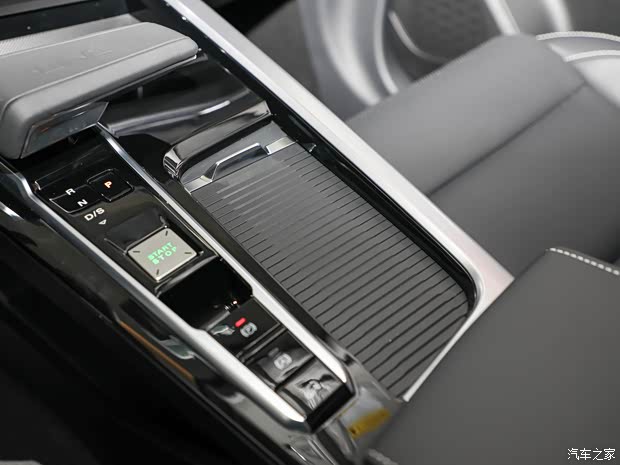 上汽集团 MG ONE 2022款 β-科技时尚系列 1.5T 标准版