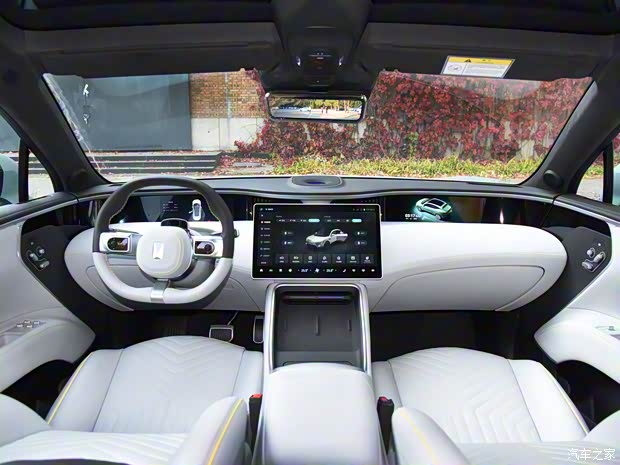 阿维塔科技 阿维塔11 2022款 长续航双电机奢享版 4座 阿维塔科技 阿维塔11 2022款 长续航双电机奢享版 4座