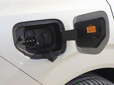 2025款 636Ultra智驾版 5座 2025款 636Ultra智驾版 5座