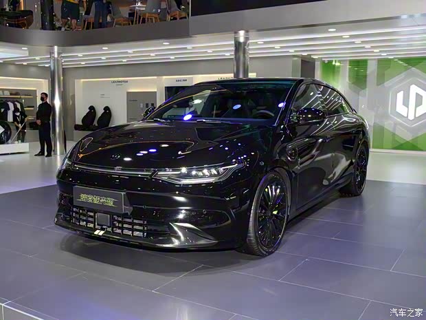 零跑汽車(chē) 零跑C01 2022款 暗夜極光版