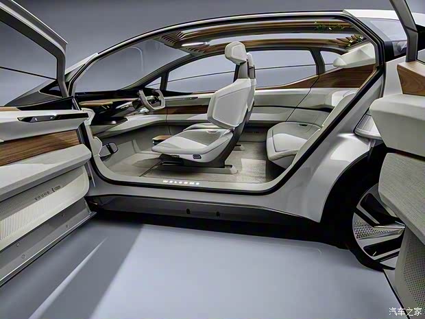 奥迪(进口) 奥迪AI:ME 2019款 Concept 奥迪(进口) 奥迪AI:ME 2019款 Concept