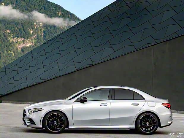 奔驰(进口) 奔驰A级(进口) 2019款 Sedan
