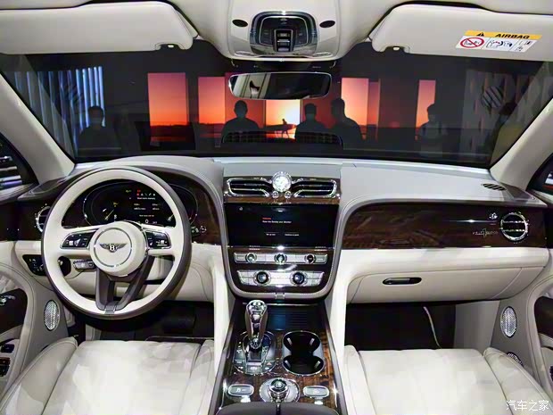 賓利 添越 2021款  4.0T V8