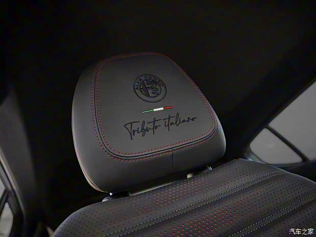 阿爾法·羅密歐 Tonale托納利 2023款 Tributo Italiano 歐洲版