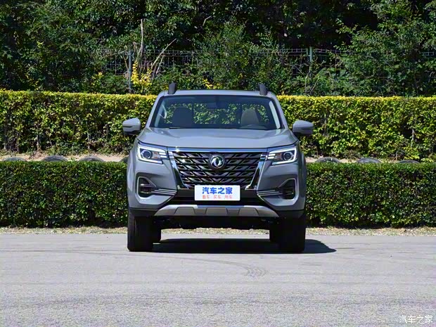 郑州日产 锐骐7 2022款 2.3T自动四驱柴油旗舰型M9T