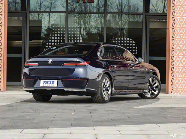 宝马(进口) 宝马7系 2023款 740Li 豪华套装 宝马(进口) 宝马7系 2023款 740Li 豪华套装